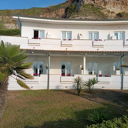 Borgo Di Riaci Beach Resort Santa Domenica  Zewnętrze zdjęcie